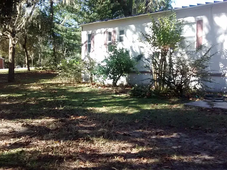 E Possum Ct — Photo 2