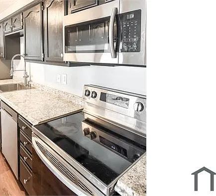 904 Swallow Crest Ct #D — Photo 26