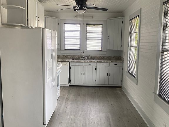 5th image of 1421 N 6th Ave