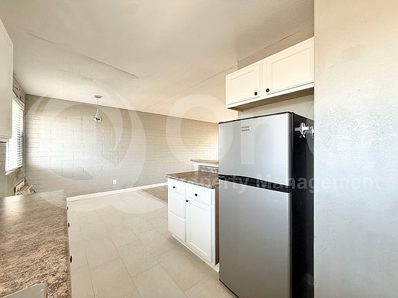 4th image of 4401 N 12th St Unit 204