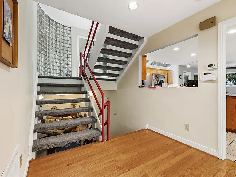 3628 Carlisle Dr — Photo 11