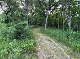 Victory Rd, Paola, KS 66071