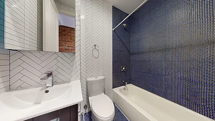 Rented by Bond New York