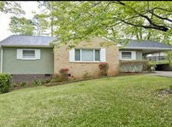 2nd image of 427 Fairmont Dr