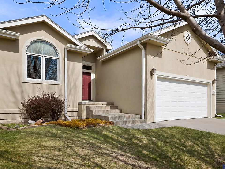 1st image of 7746 Phares Dr