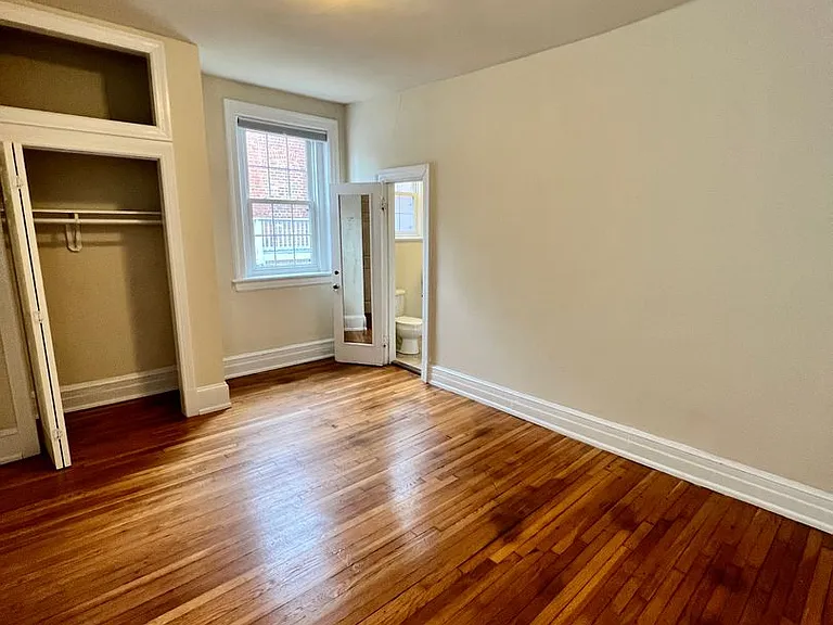 208 N Lombardy St — Photo 6