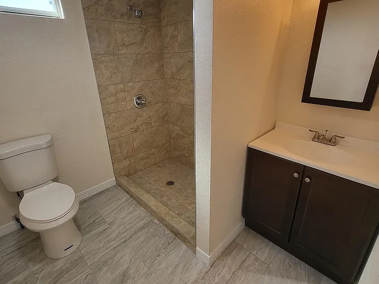 7143 N Loop Dr #E — Photo 7