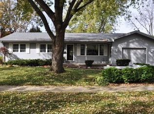 2560 Northview Dr, Marion, IA 52302