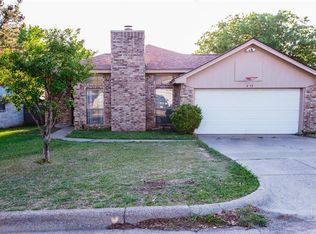 4833 Deal Dr, Fort Worth, TX 76135