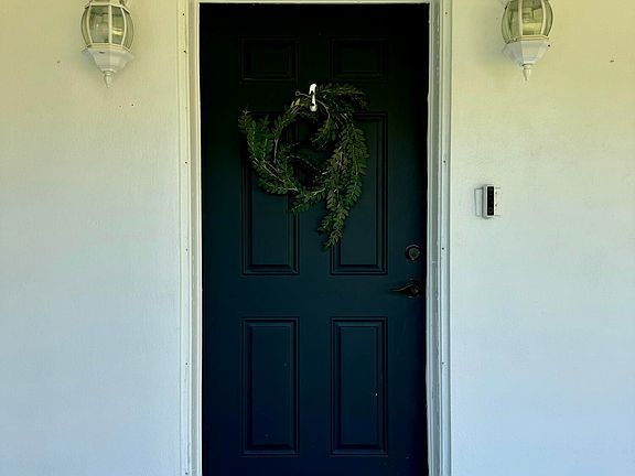 4th image of 4376 South St