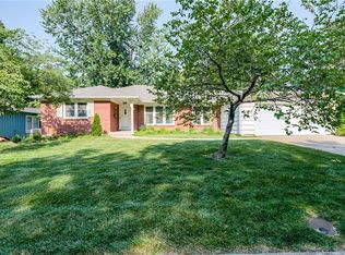 9532 Riggs St, Overland Park, KS 66212