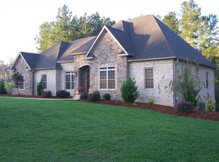 553 Sunset Pointe Dr, Salisbury, NC 28146