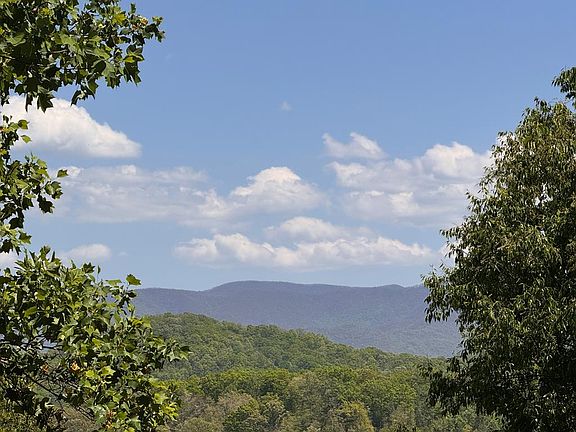 4th image of 197 Eagles View Rd
