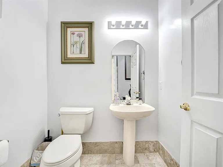 15241 SW 51st St — Photo 21