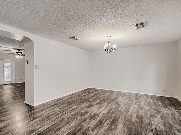 3rd image of 9126 Shadystone Dr