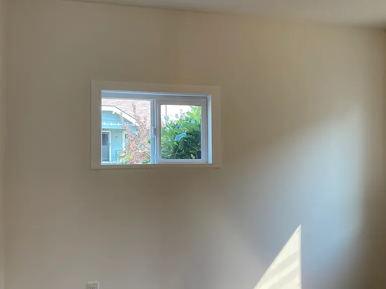 1102 N Sheridan Ave #D — Photo 7