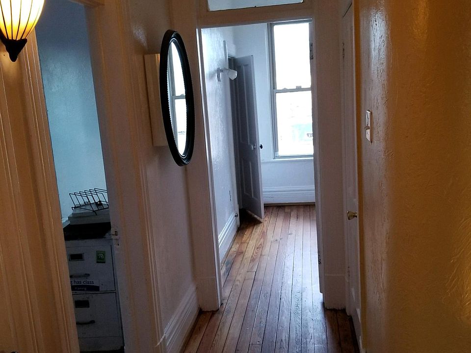 1st image of 929 E 23rd Ave