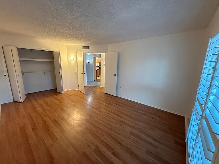 16653 N 103rd Ave — Photo 9