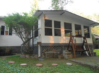 103 Lakewood Dr, Port Jervis, NY 12771