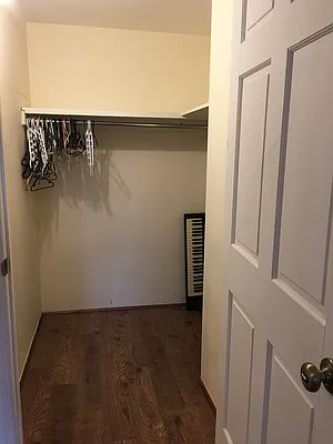 Rented by Owner | media 18