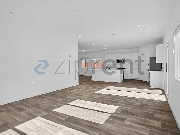 3396 N Vaughan Ave — Photo 20