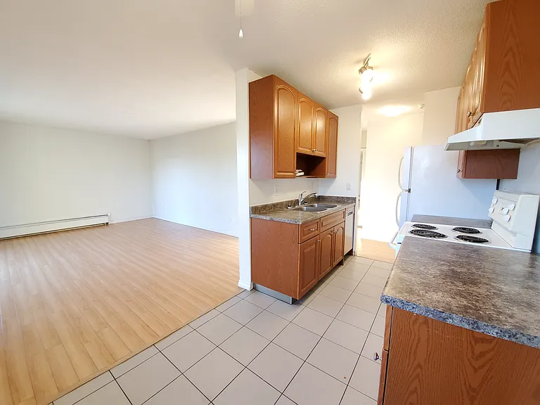 5135 Newton St — Photo 18