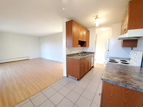 Floor plan 305