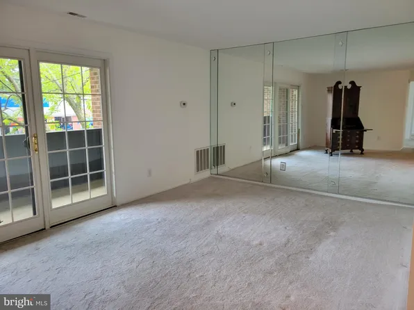 35 Haddonfield Cmns #35, Haddonfield, NJ 08033