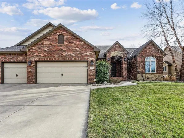 526 N Woodridge St, Wichita, KS 67206