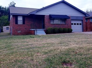 1401 S Boulevard St, Edmond, OK 73034
