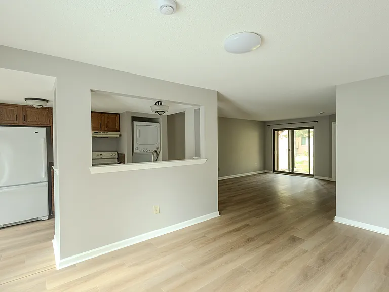 221 Trailside Way — Photo 5