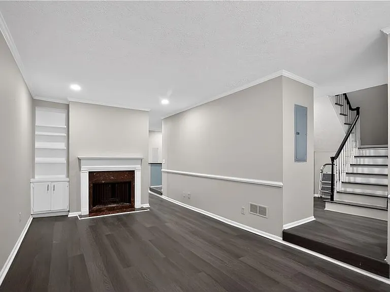 105 Glen Acres Ct — Photo 8