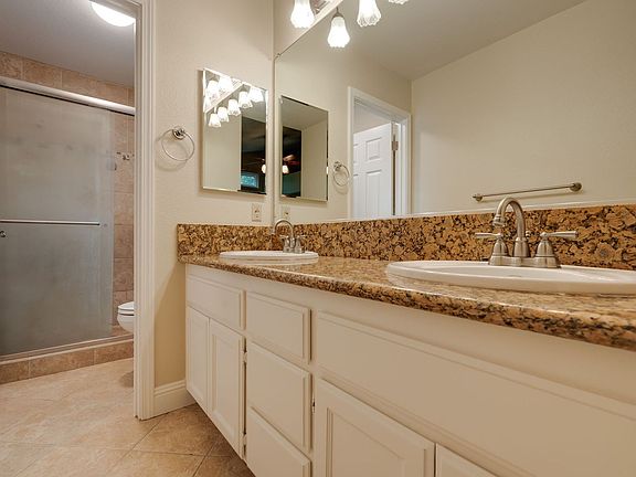 5th image of 8316 Fountainhead Ct