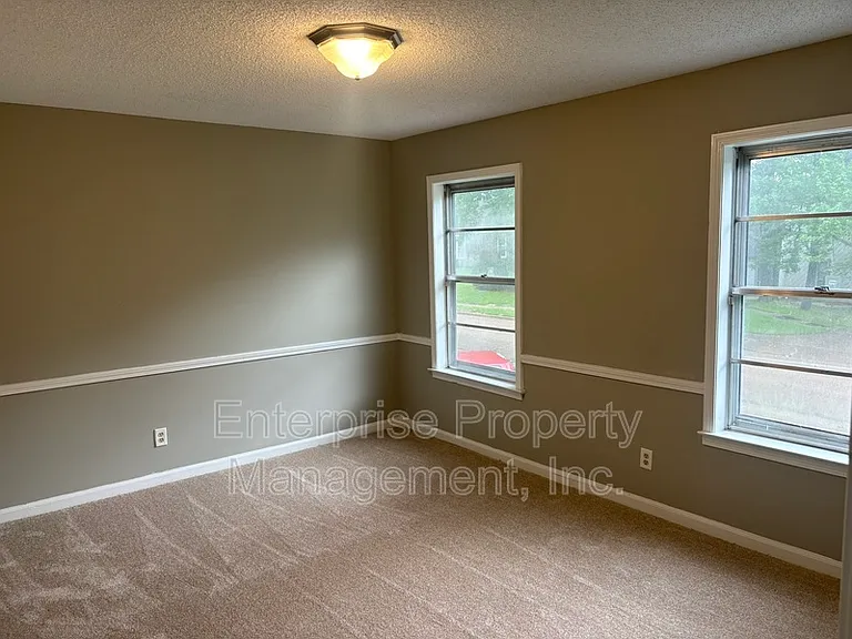2266 Montego Dr — Photo 38
