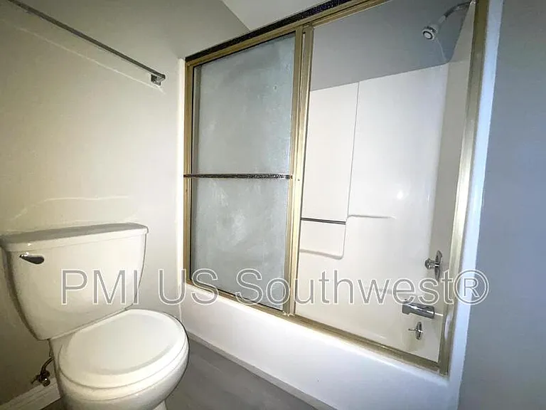 1611 Highway 95 #B208 — Photo 18