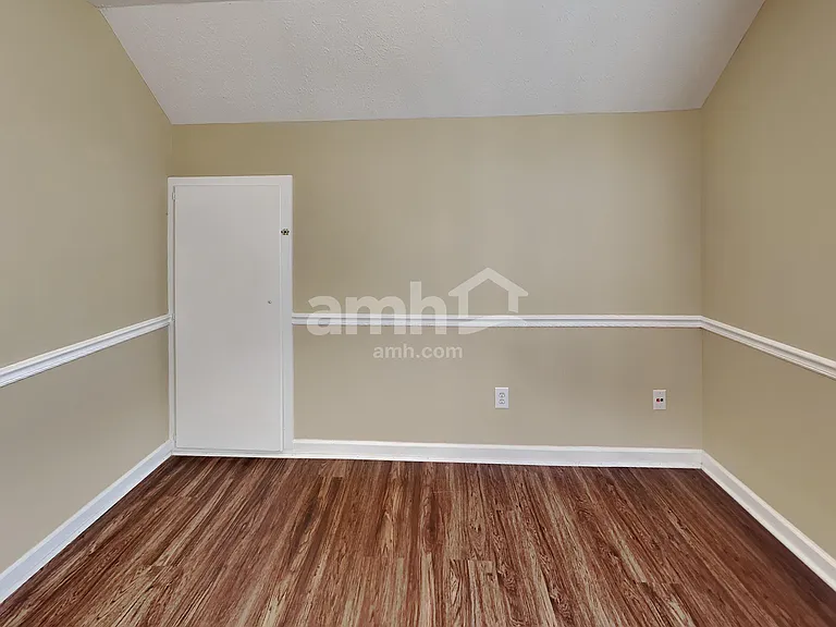 1617 E Blairmont Dr — Photo 19