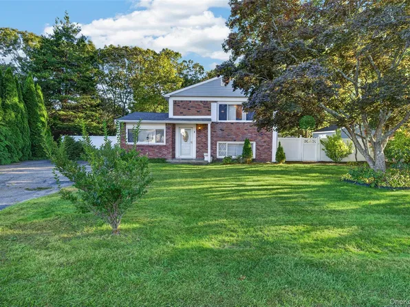 3 Jasper Avenue, Patchogue, NY 11772