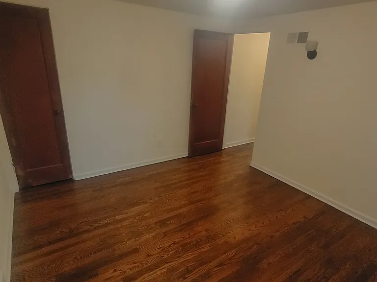 320 Hoffman Ave — Photo 11