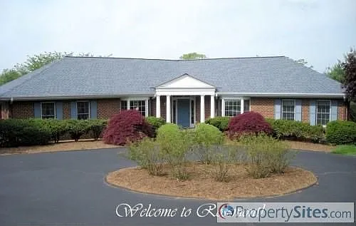 5686 Markwood Rd photo 1