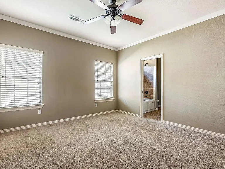 537 N Keats Dr — Photo 6