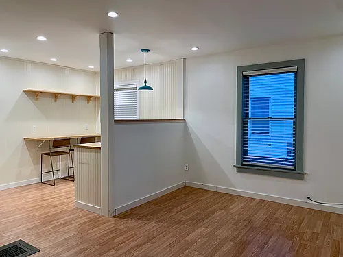 21 Pine St #1 Photo 1