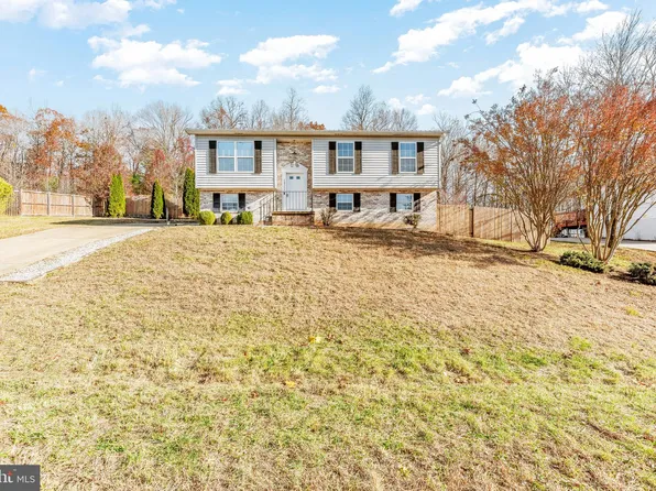 38532 Arlington Dr, Mechanicsville, MD 20659