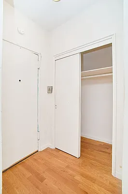 Rented by REAL New York | media 9