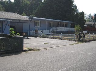 2085 Inland Way, Springfield, OR 97477