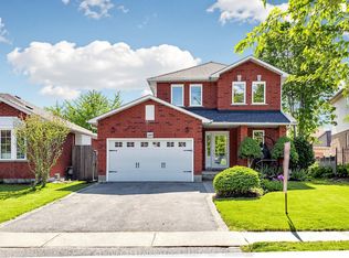 689 Sundance Cir, Oshawa, ON L1J8N9