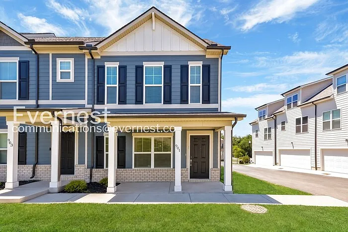 3 bed, 3.0 bath, 1485 sqft, $1,995 — Photo 2