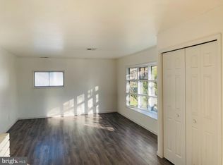 6 Kress Rd, Newark, DE 19713