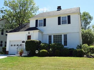 24550 Glenbrook Blvd, Euclid, OH