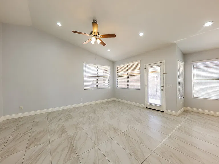 6490 W Wahalla Ln — Photo 5