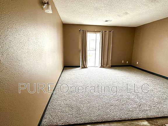 5th image of 303 Ebaugh St #7